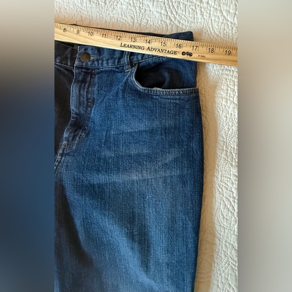 Ralph Lauren Elegant Dark Blue Flare Jeans with embroidered legs. size 14 - Picture 4 of 8